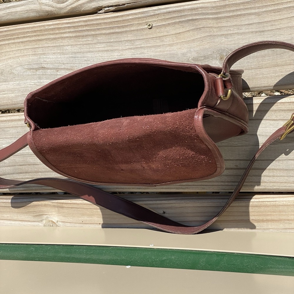 Vintage Coach Burgundy Chelsea Bag 9894 Crossbody Bag United States Pre-1994 - Picture 11 of 16